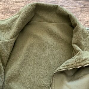 Women’s Xl Natural Reflections Fully Lined w Flannel Like Lining.  Olive